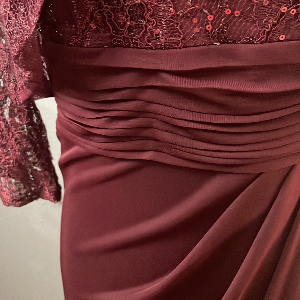 EVA Gown - Picture 5 of 16